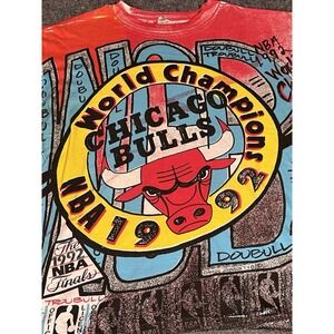 Vintage 1992 Chicago‎ Bulls Champions AOP tee